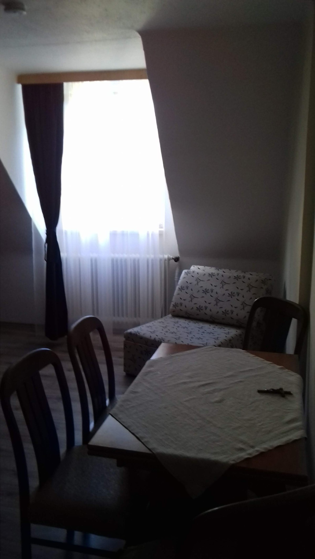 2017 emeleti szobák